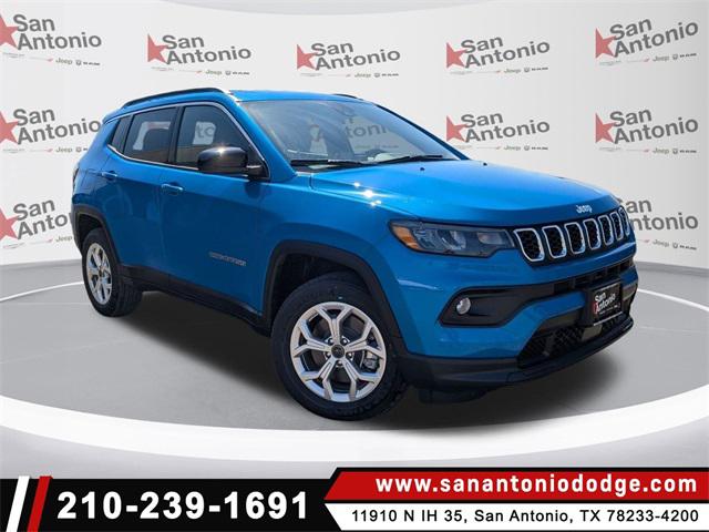 2025 Jeep Compass COMPASS LATITUDE 4X4