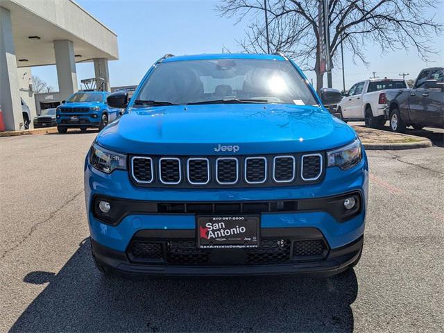 2025 Jeep Compass COMPASS LATITUDE 4X4