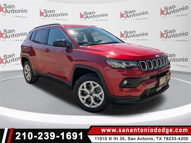 2025 Jeep Compass COMPASS LATITUDE 4X4