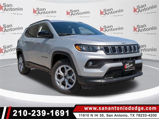2025 Jeep Compass COMPASS LATITUDE 4X4