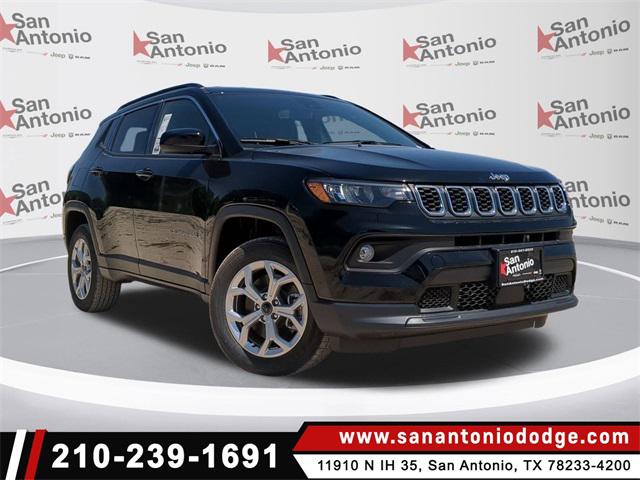 2025 Jeep Compass COMPASS LATITUDE 4X4