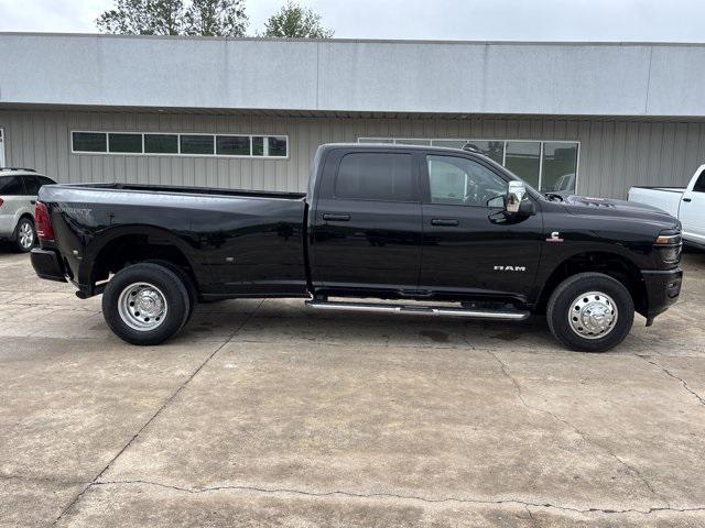 2025 RAM Ram 3500 RAM 3500 LARAMIE CREW CAB 4X4 8 BOX