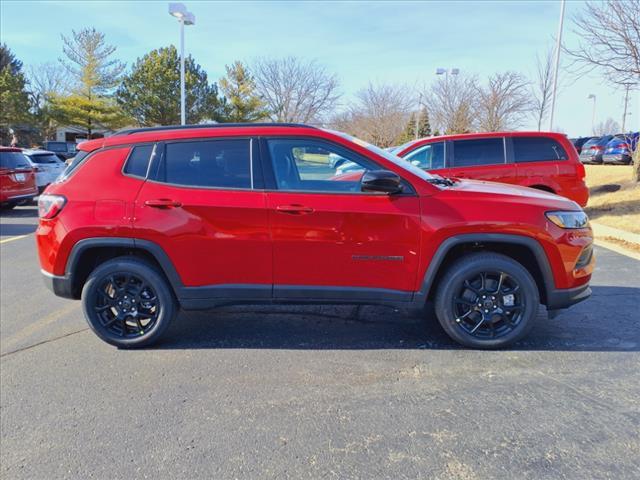 2025 Jeep Compass COMPASS LATITUDE 4X4