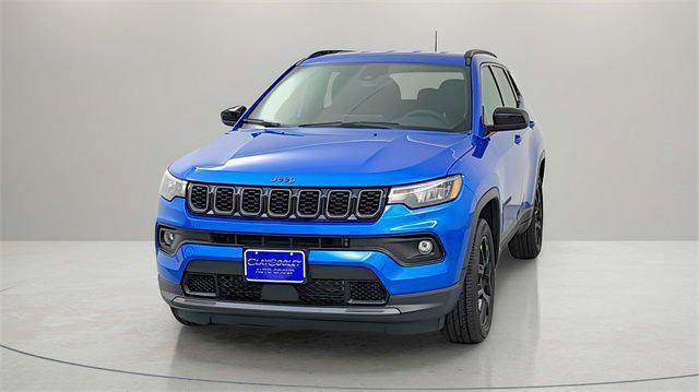2025 Jeep Compass COMPASS LATITUDE 4X4