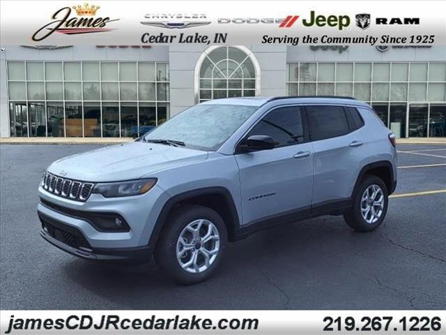 2025 Jeep Compass COMPASS LATITUDE 4X4