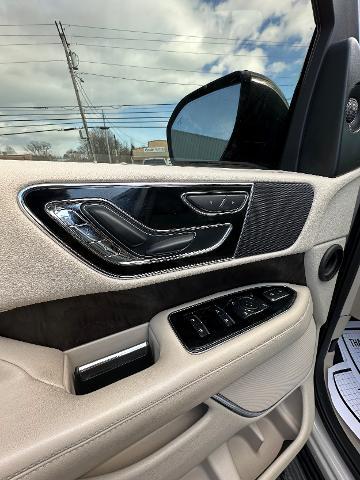 2019 Lincoln Navigator Standard