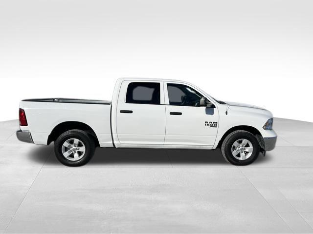 2023 RAM 1500 Classic SLT Crew Cab 4x4 57 Box