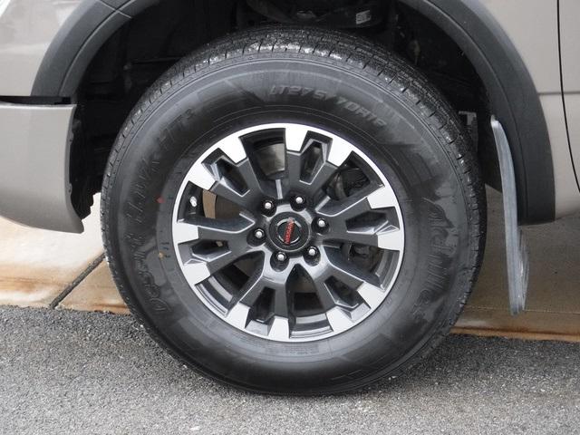 2022 Nissan TITAN Crew Cab PRO-4X 4x4