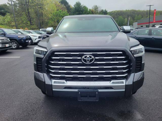2025 Toyota Tundra Capstone CrewMax 6.4' Bed