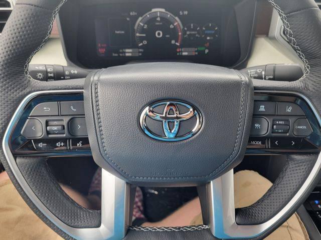 2025 Toyota Tundra Capstone CrewMax 6.4' Bed