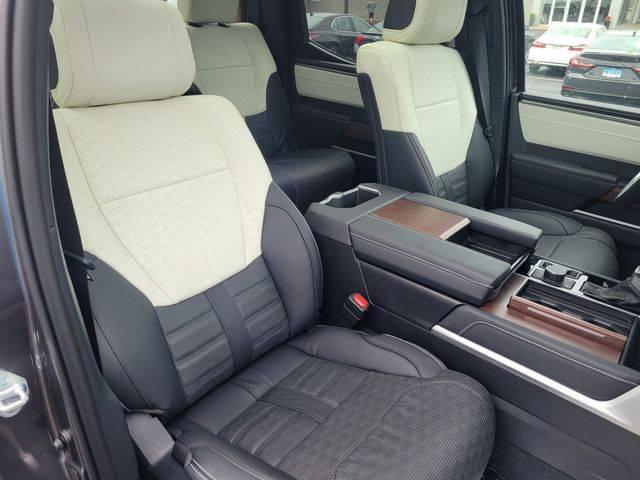 2025 Toyota Tundra Capstone CrewMax 6.4' Bed