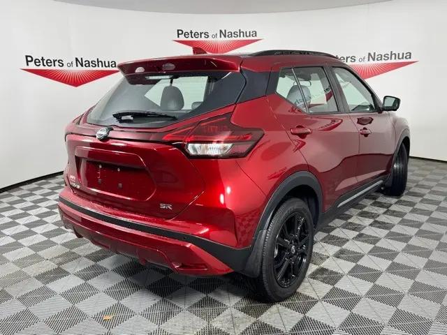 2024 Nissan Kicks SR