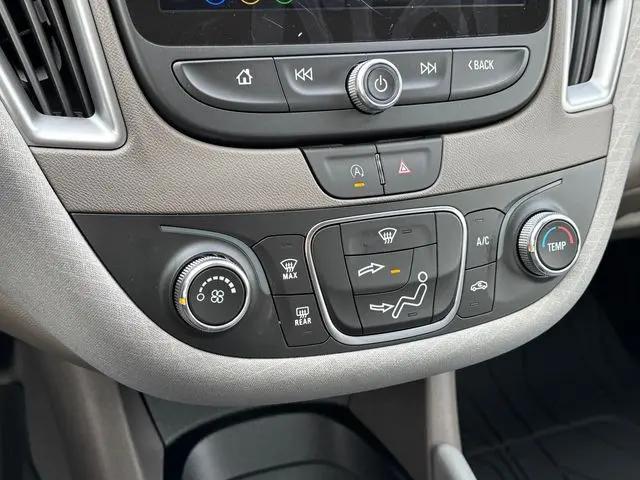 2025 Chevrolet Malibu FWD 1FL