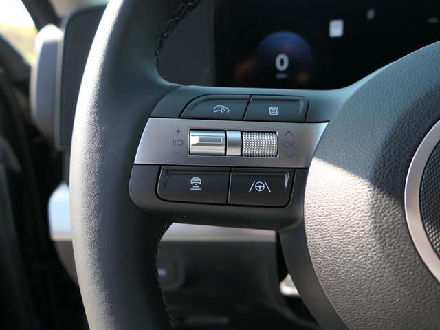 2025 Hyundai Kona EV SEL - Photo 14
