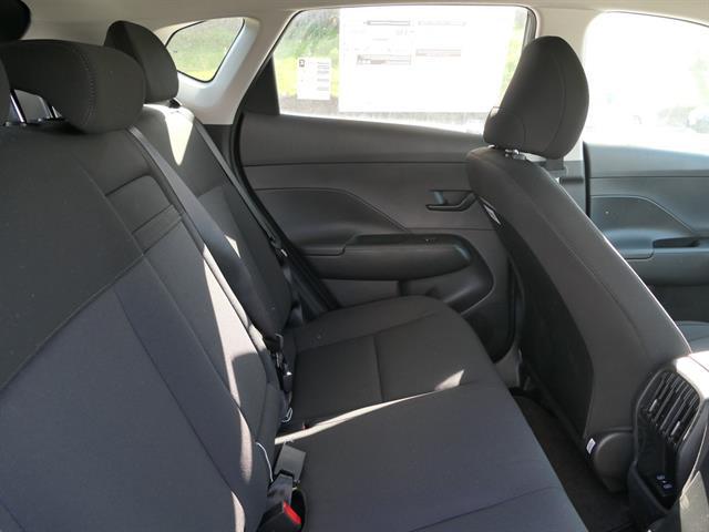 2025 Hyundai Kona EV SEL - Photo 23