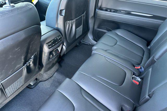 2025 Hyundai Palisade SEL Premium - Photo 9