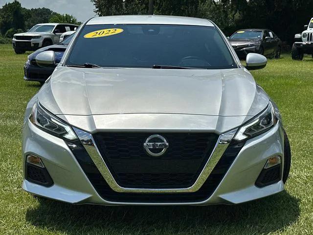 2022 Nissan Altima SV FWD