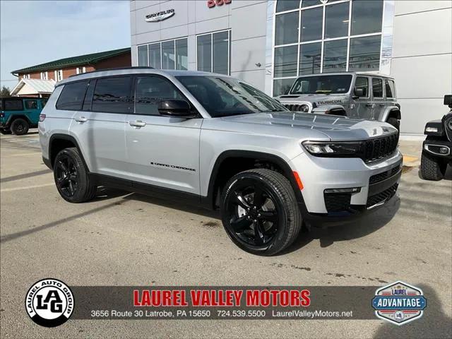 2025 Jeep Grand Cherokee GRAND CHEROKEE L LIMITED 4X4