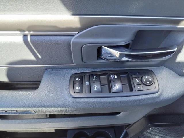 2019 RAM 1500 Classic Big Horn Crew Cab 4x2 64 Box