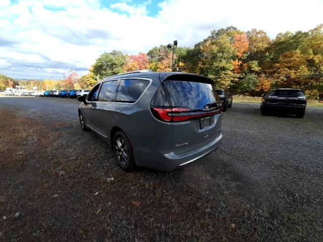 2023 Chrysler Pacifica Hybrid Pinnacle