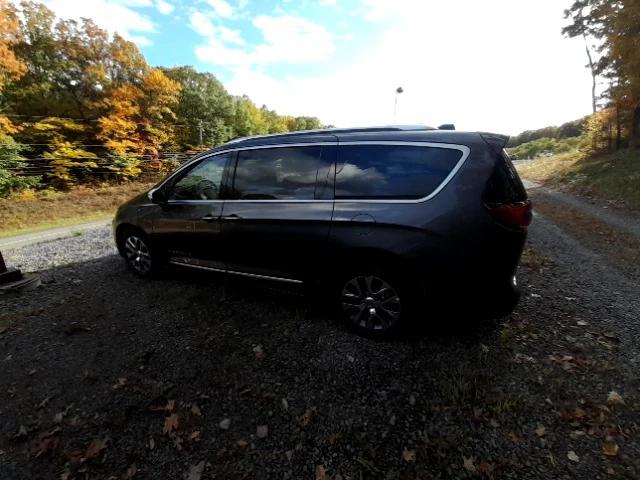2023 Chrysler Pacifica Hybrid Pinnacle