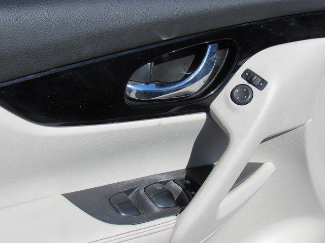 2022 Nissan Rogue Sport SL AWD Xtronic CVT