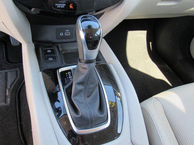 2022 Nissan Rogue Sport SL AWD Xtronic CVT