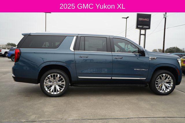 2025 GMC Yukon XL 4WD Denali