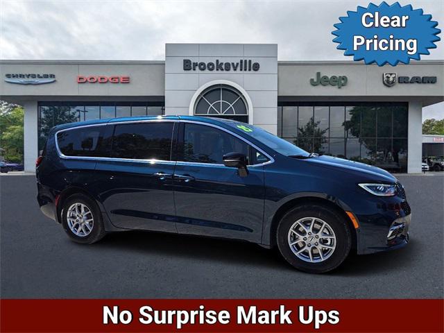 2025 Chrysler Pacifica PACIFICA SELECT