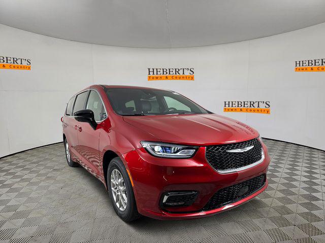 2025 Chrysler Pacifica PACIFICA SELECT