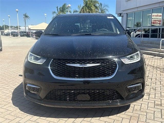 2025 Chrysler Pacifica PACIFICA SELECT