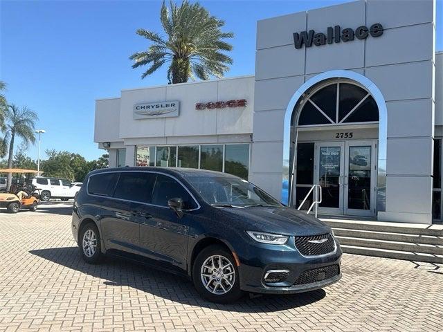 2025 Chrysler Pacifica PACIFICA SELECT