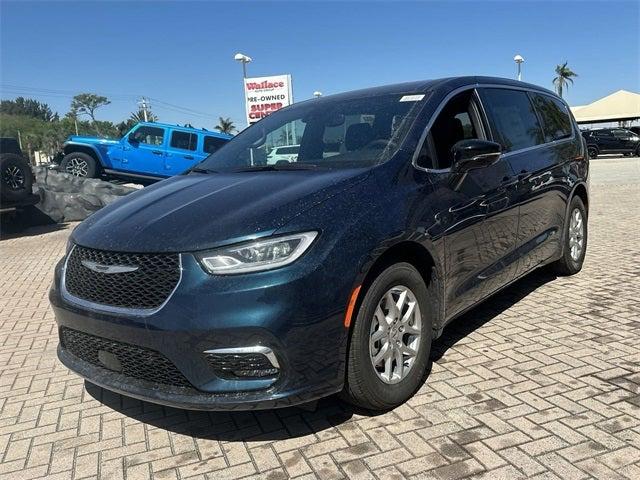 2025 Chrysler Pacifica PACIFICA SELECT