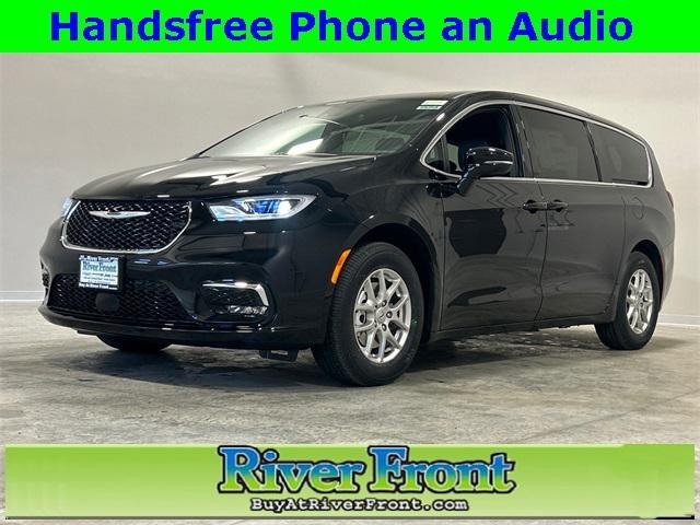 2025 Chrysler Pacifica PACIFICA SELECT