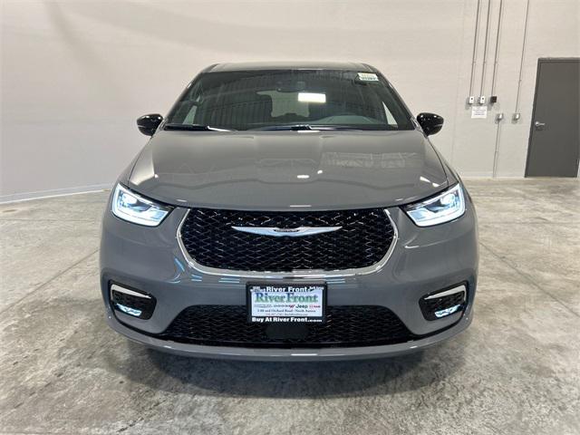 2025 Chrysler Pacifica PACIFICA SELECT