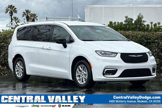 2025 Chrysler Pacifica PACIFICA SELECT