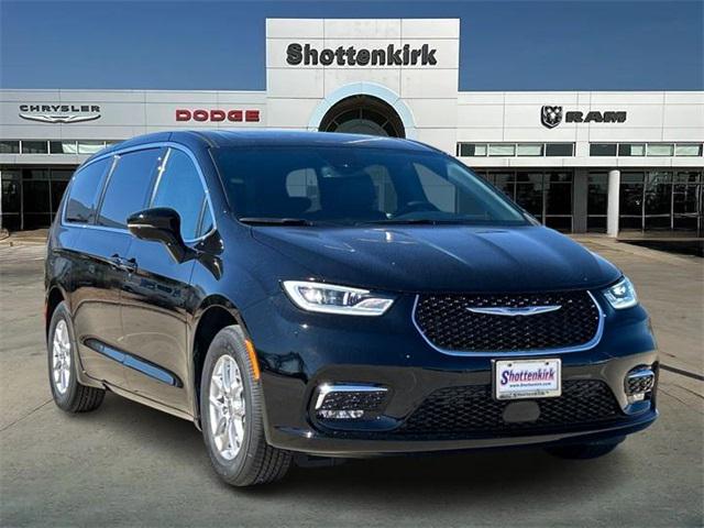 2025 Chrysler Pacifica PACIFICA SELECT