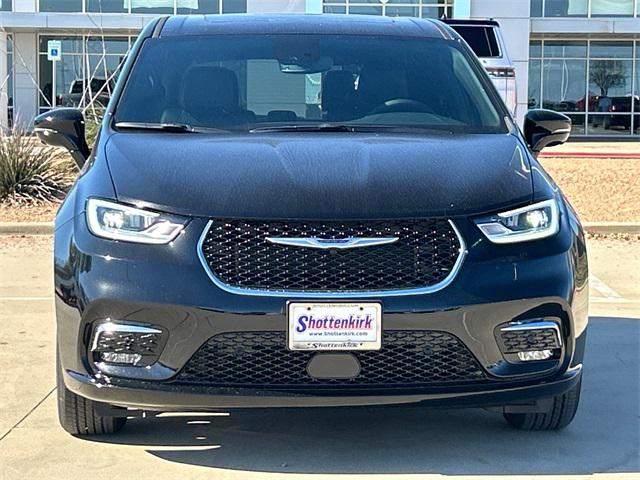 2025 Chrysler Pacifica PACIFICA SELECT