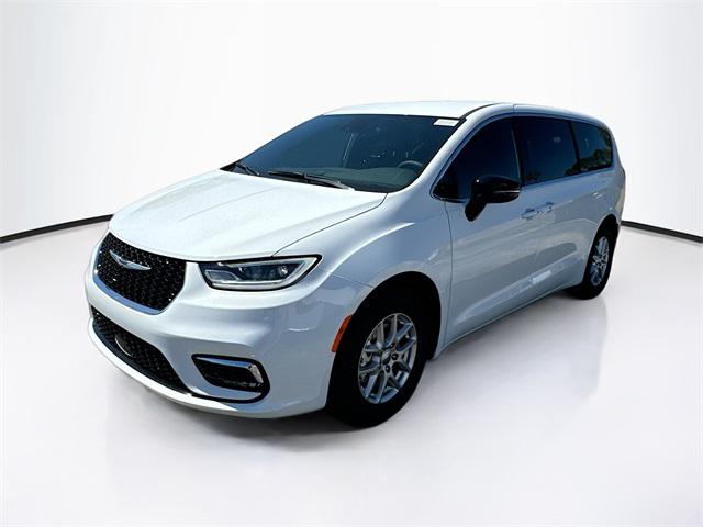 2025 Chrysler Pacifica PACIFICA SELECT