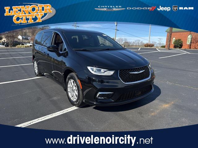 2025 Chrysler Pacifica PACIFICA SELECT