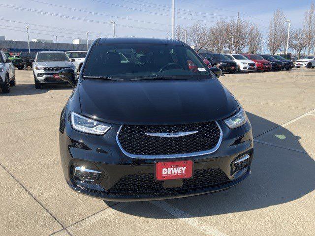 2025 Chrysler Pacifica PACIFICA SELECT
