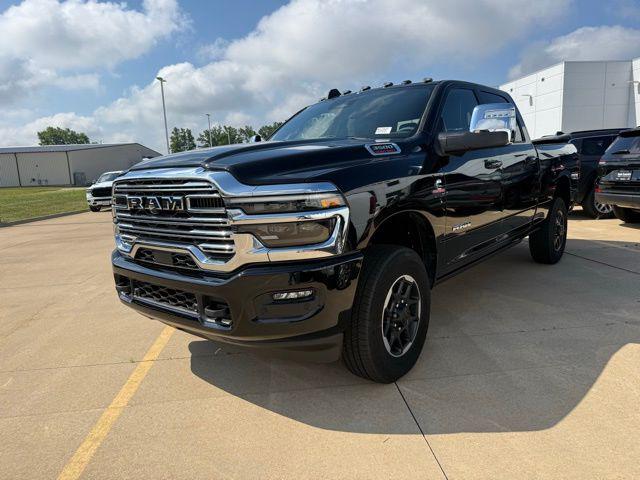 2025 RAM Ram 3500 RAM 3500 LARAMIE CREW CAB 4X4 64 BOX 2025 RAM Ram 3500 RAM 3500 LARAMIE CREW CAB 4X4 64 BOX
