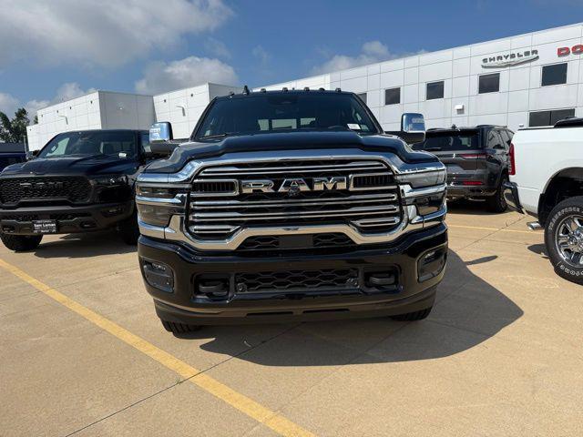 2025 RAM Ram 3500 RAM 3500 LARAMIE CREW CAB 4X4 64 BOX 2025 RAM Ram 3500 RAM 3500 LARAMIE CREW CAB 4X4 64 BOX