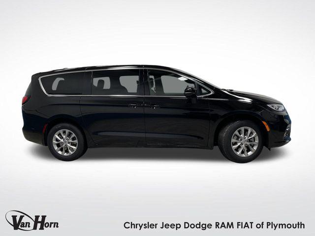 2025 Chrysler Pacifica PACIFICA SELECT AWD