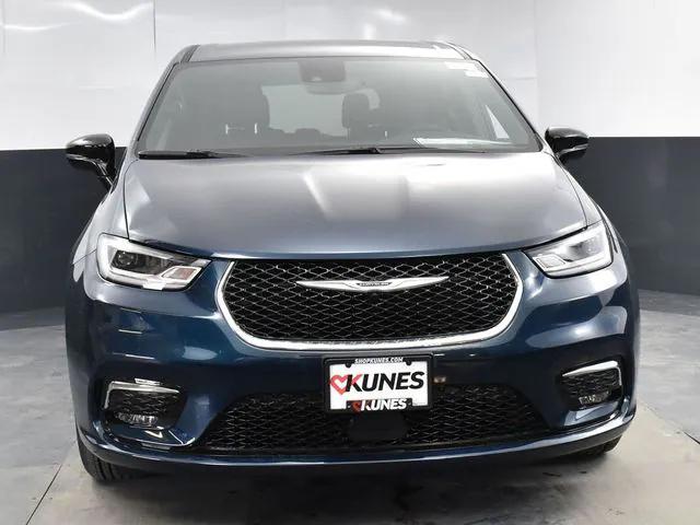 2025 Chrysler Pacifica PACIFICA SELECT