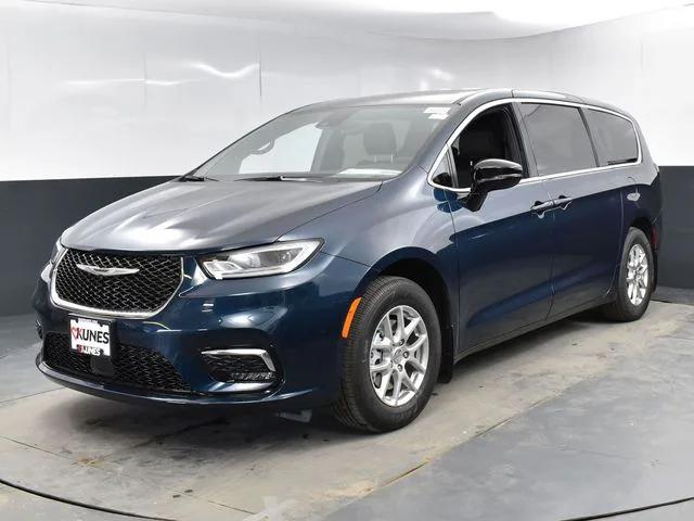 2025 Chrysler Pacifica PACIFICA SELECT