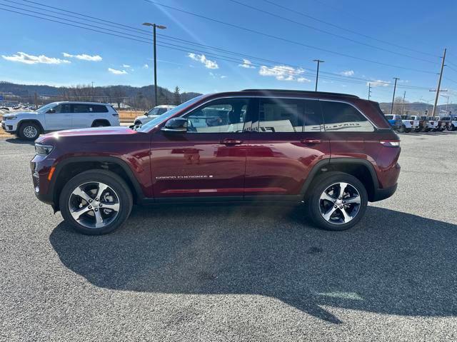 2025 Jeep Grand Cherokee GRAND CHEROKEE LIMITED 4X4