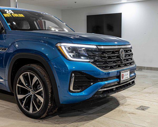 2024 Volkswagen Atlas Cross Sport 2.0T SEL Premium R-Line