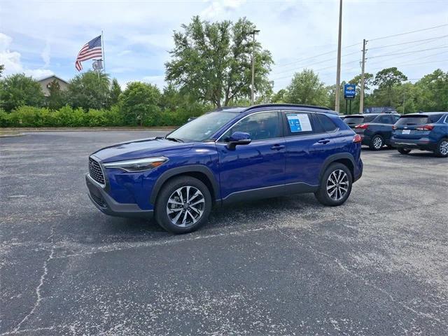 2024 Toyota Corolla Cross XLE