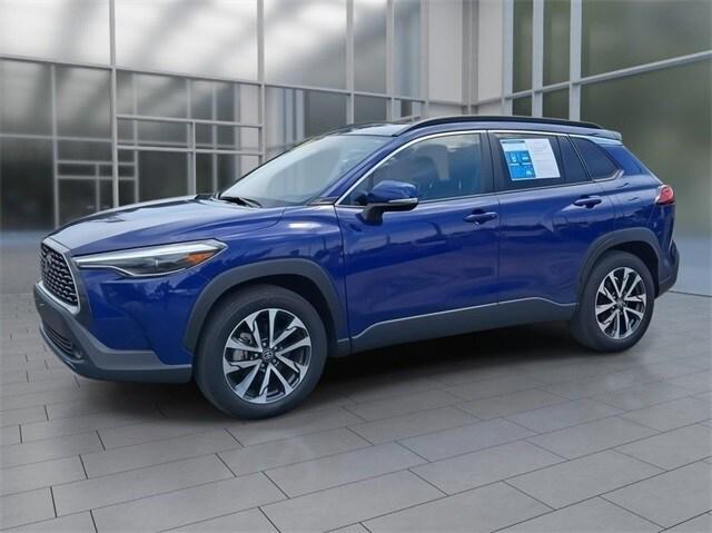2024 Toyota Corolla Cross XLE